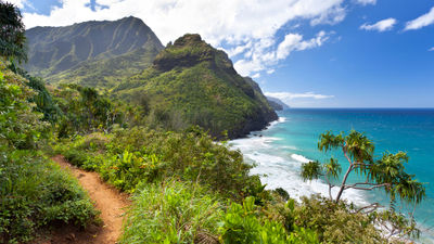 The Napali Coast on Kauai. The Hawaiian island has been the site of several helicopter crashes over the years.